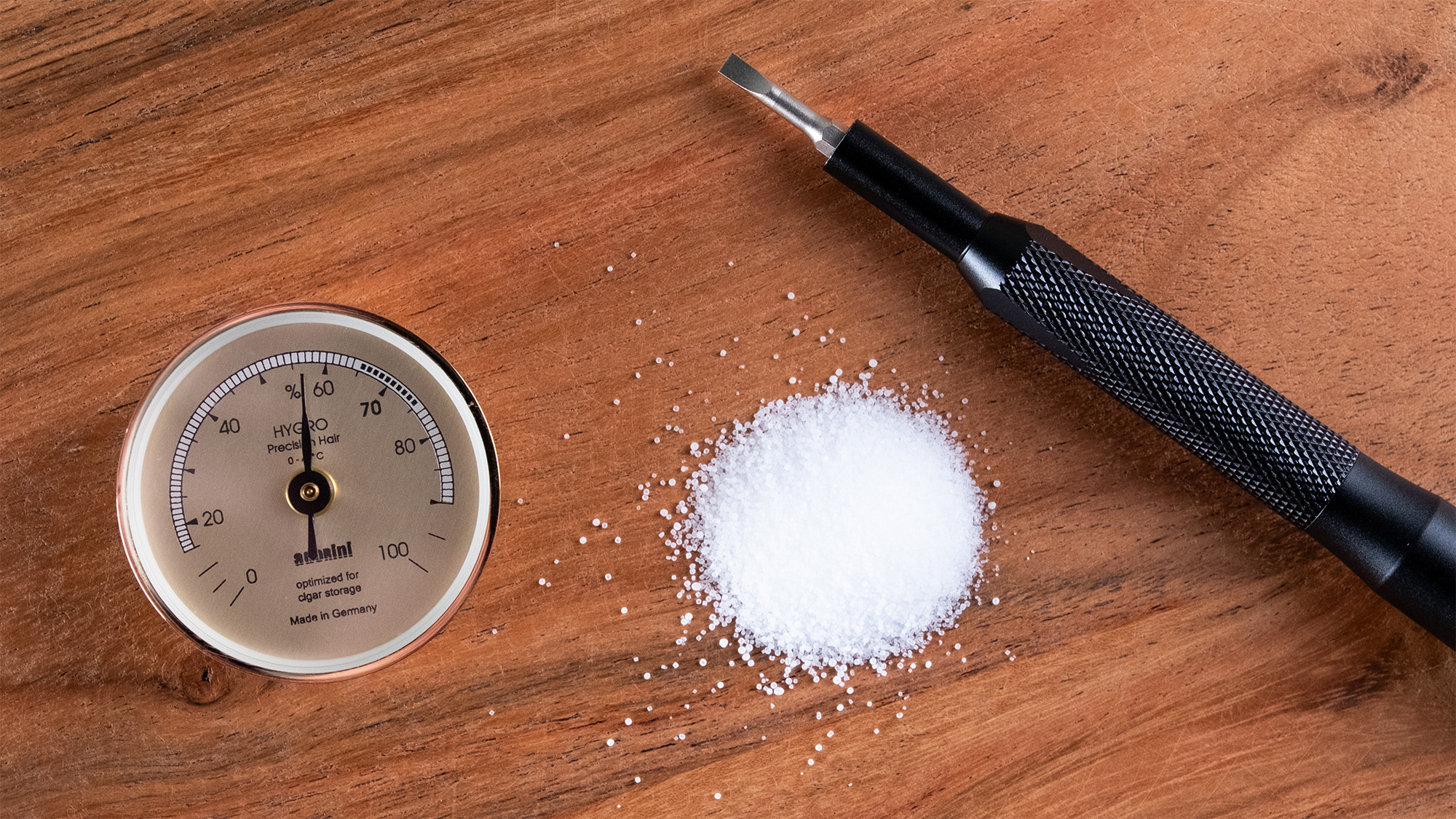 Hygrometer kalibrieren – der erste Schritt für die perfekte Lagerung von Zigarren