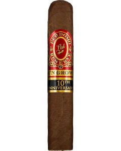 Perdomo Reserve 10th Anniversary Box-Pressed Sun Grown Robusto